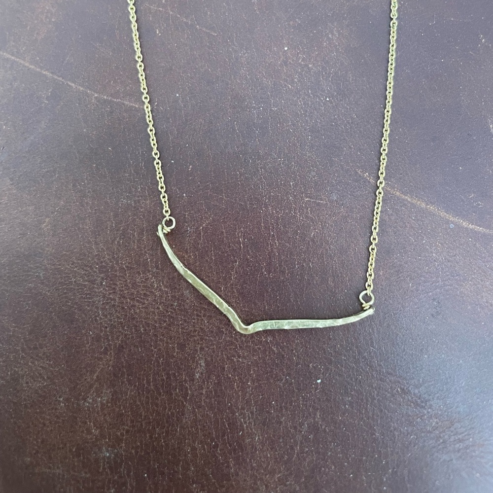 Summer Ellis Essor necklace